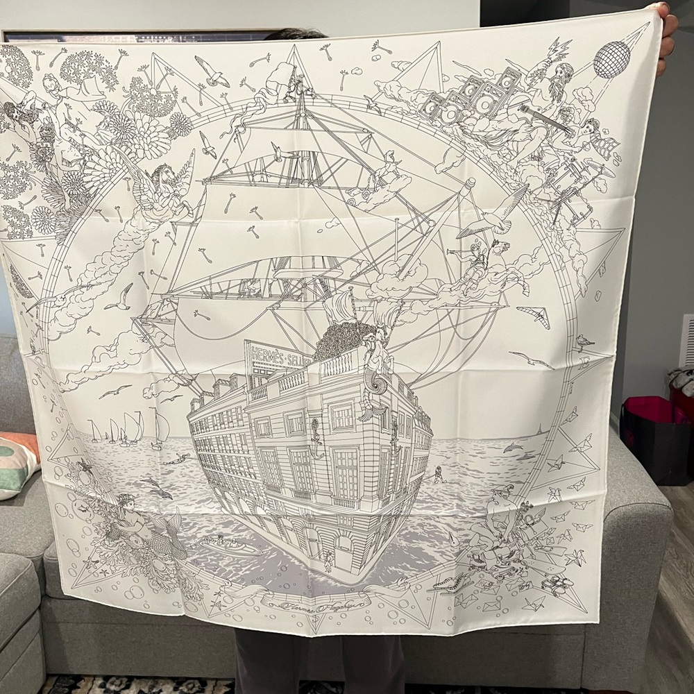 Hermes flagship scarf 90 white and grey